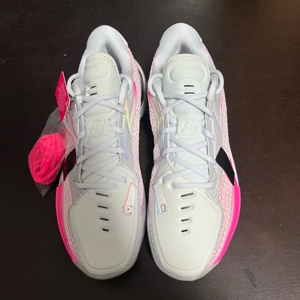 gt1白粉 44.5码原盒全新 正品篮球鞋