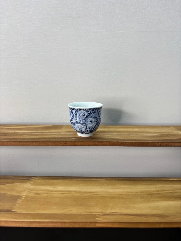 影青·器度，手绘青花灵芝卷草纹铃铛杯主人杯手工釉下青陶瓷