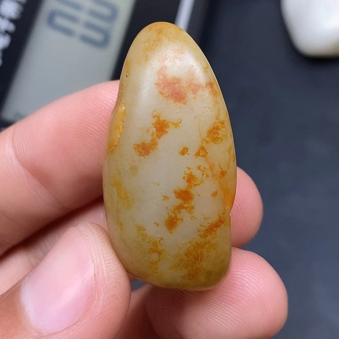 和田玉（糖玉）未镶嵌挂件