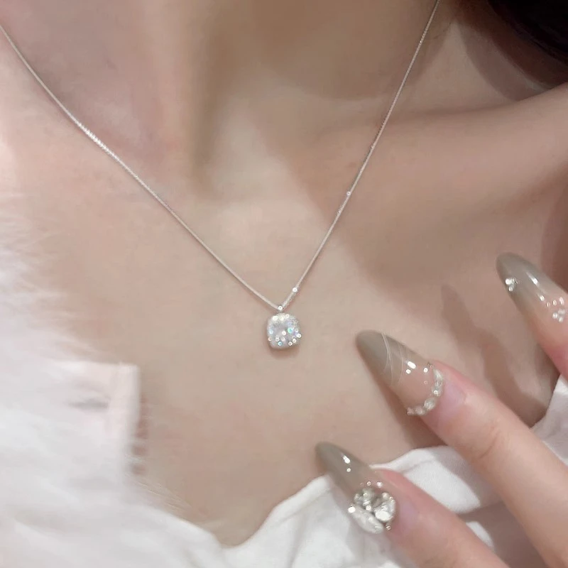 合金项链 锆石方糖项链女款轻奢小众颈链锁骨链高级感项链