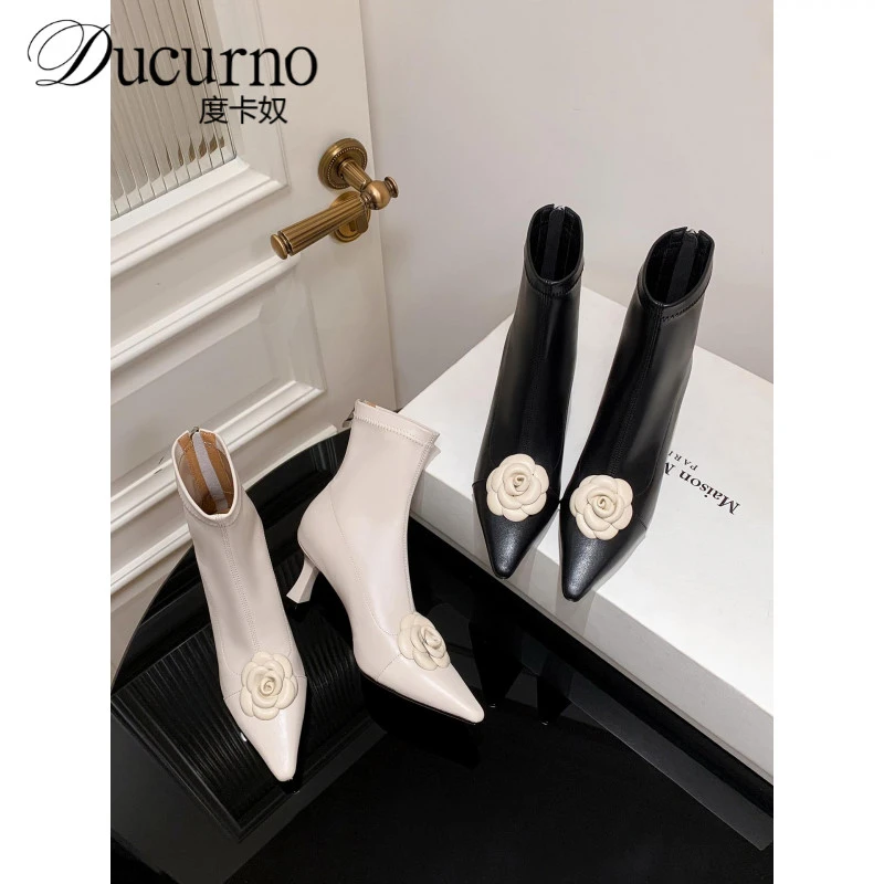 山茶花法式小香风尖头高跟瘦瘦靴巨好看配裙子短靴女2025新款靴子
