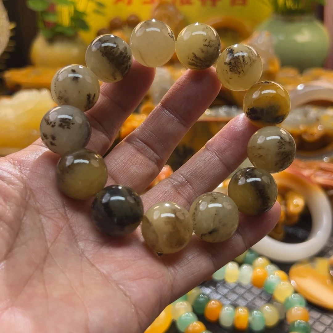 石英质玉未镶嵌颈饰