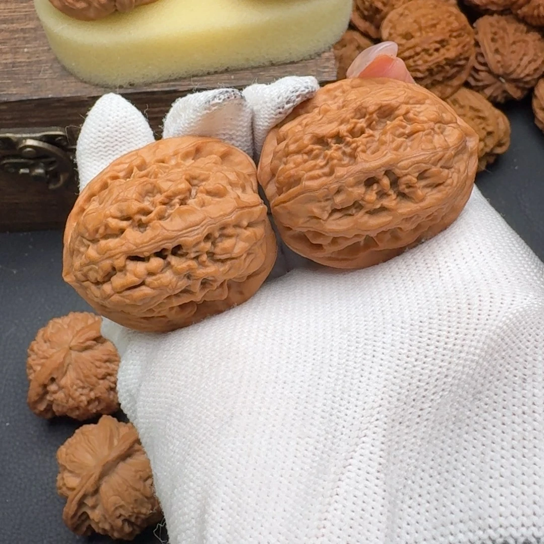 文玩核桃吊坠快***哥35+凤凰台4597