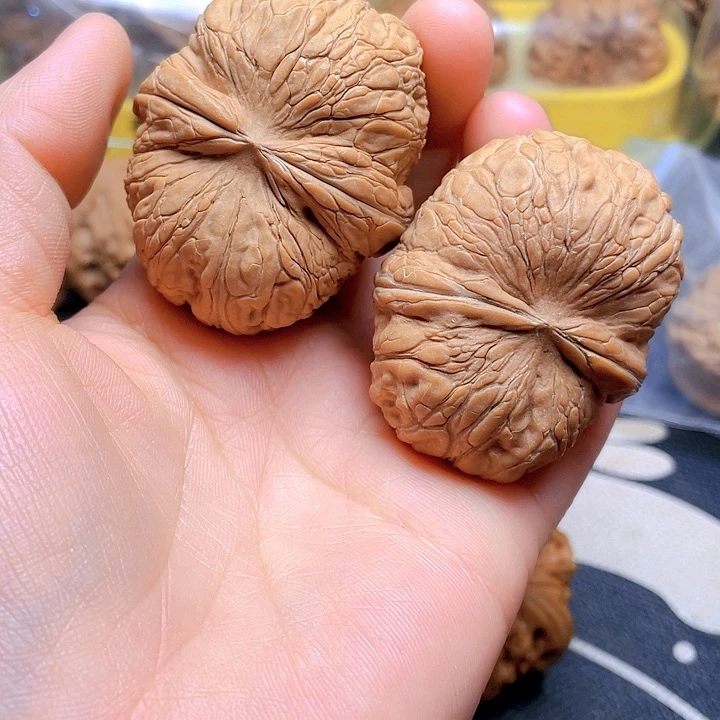 文玩核桃吊坠平谷元宝