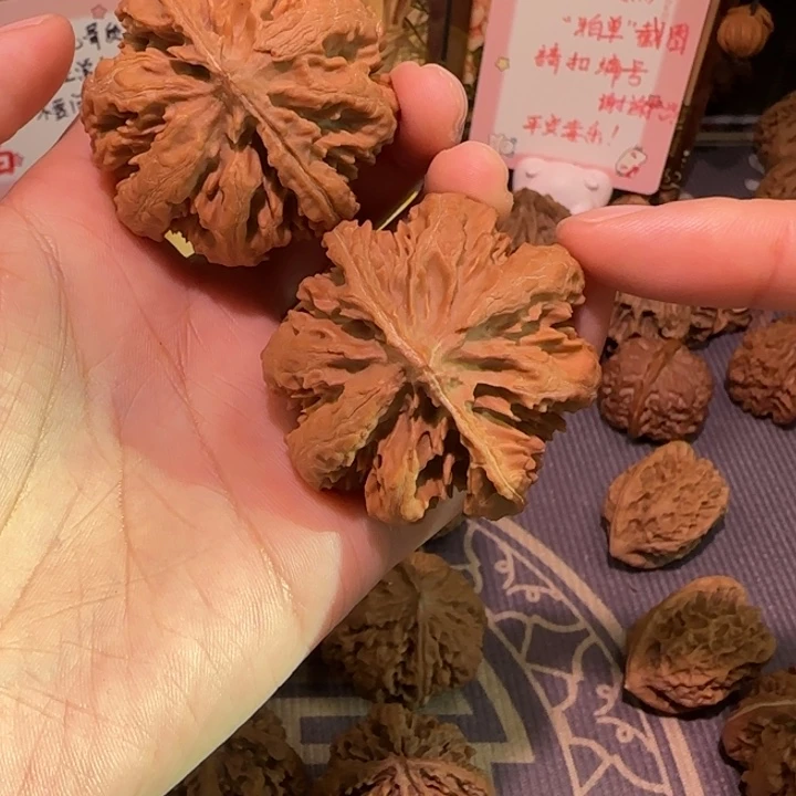 喜***猫核桃秦岭文玩核桃9