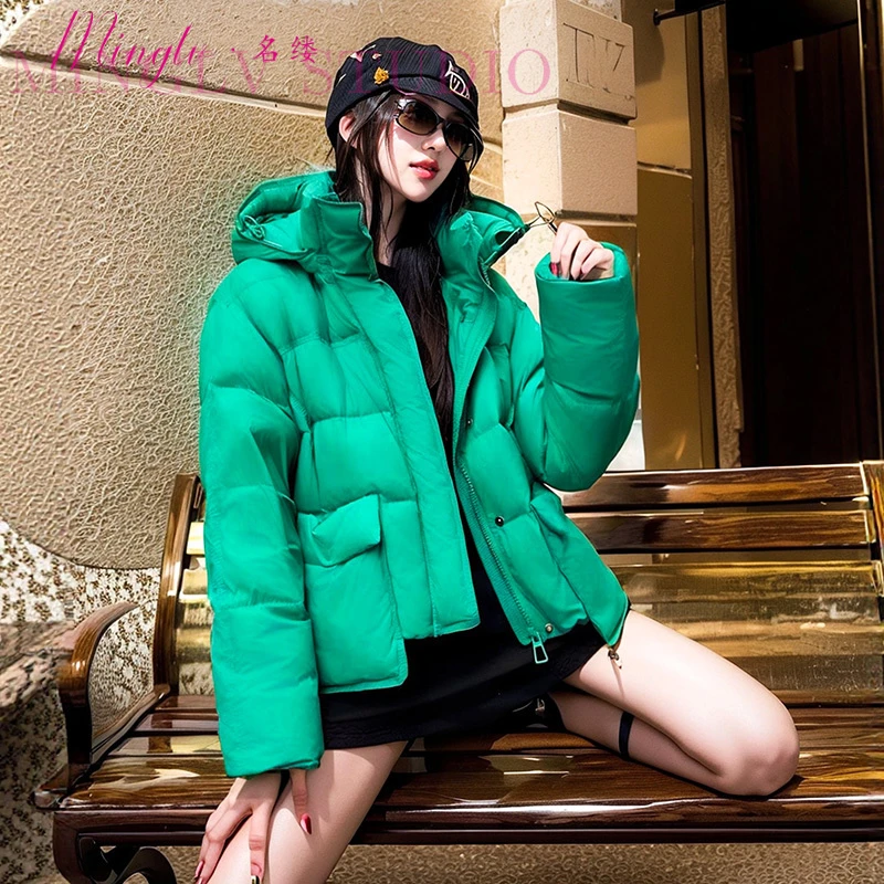 绿色短款连帽羽绒服2025年冬季加厚蓬松高品质防风防水保暖羽绒服