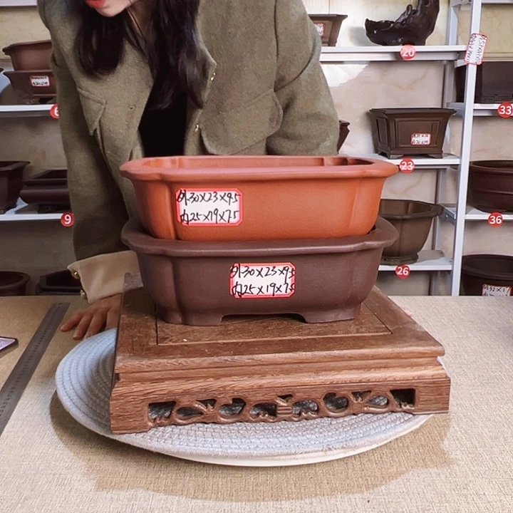 紫砂花盆等多种装饰