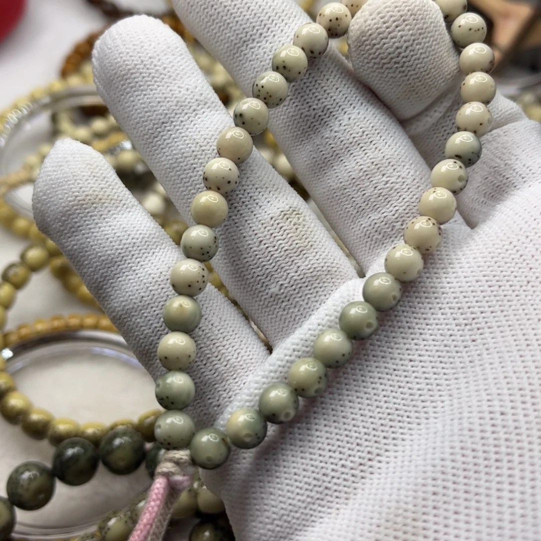 吊坠星月菩提玉化圆珠手持半壁