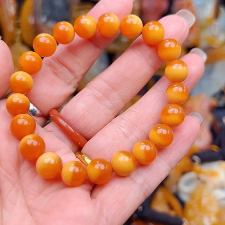 咪***姐未镶嵌石英质玉（黄龙玉）笔搁