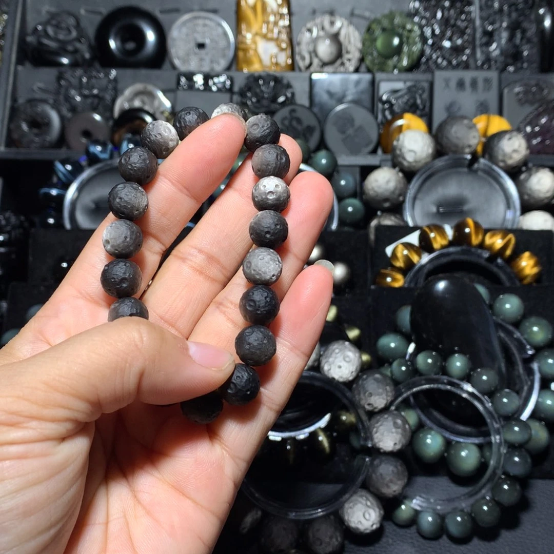 沙***漠黑曜岩未镶嵌珠宝奇石