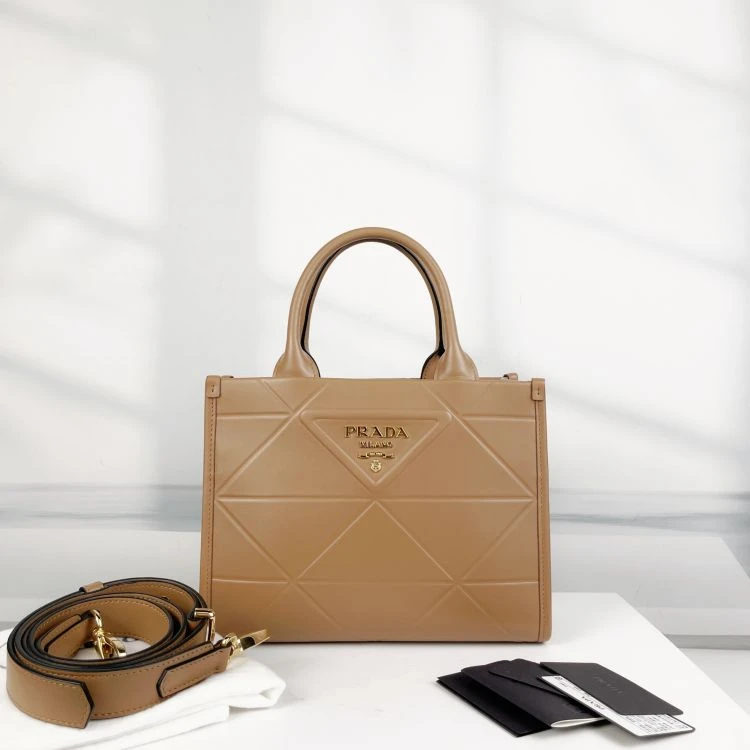 95新/普拉达/C9208008402/[251226zbb]