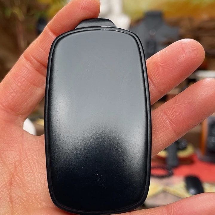 和田玉（墨玉）未镶嵌吊坠(不含链)羊羔料78.4克