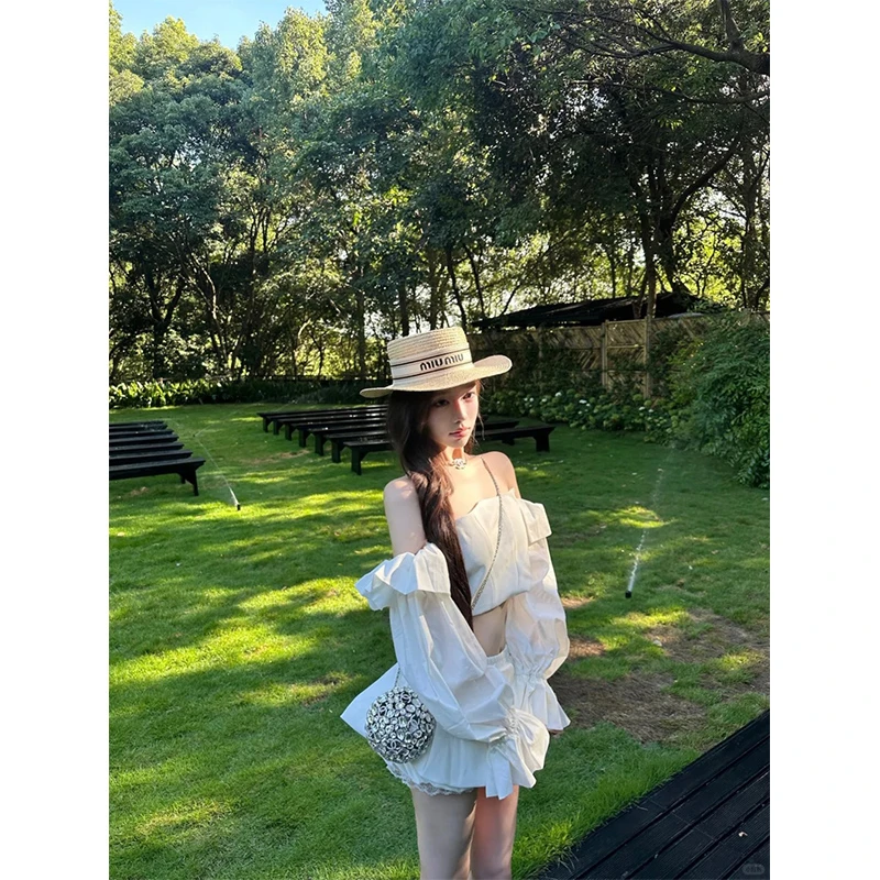 2025夏季新款纯欲甜美风设计感一字肩长袖衬衫女配高腰显瘦裙裤