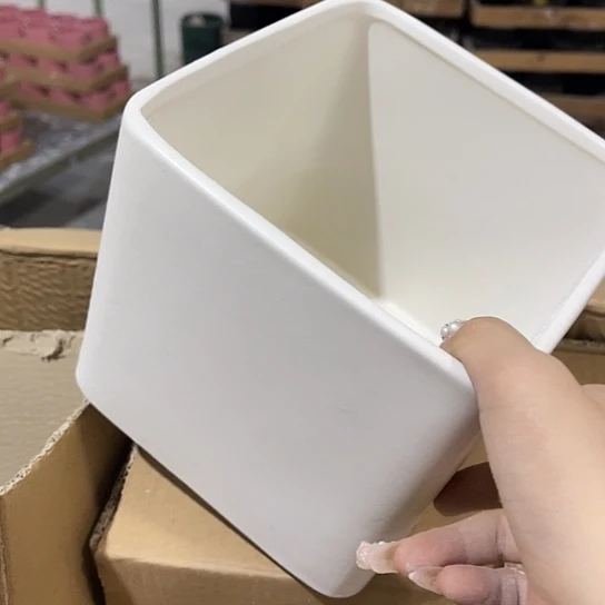 多肉绿植陶瓷花盆9.9包邮，有孔