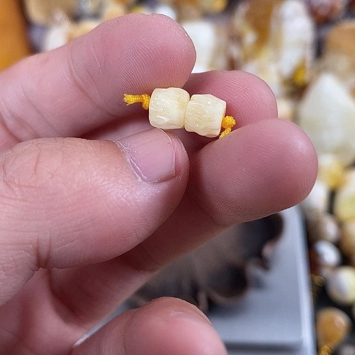 琥珀未镶嵌珠宝奇石我