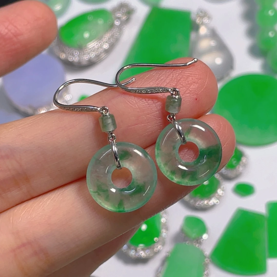 衣***染翡翠18K金镶嵌吊坠(不含链)