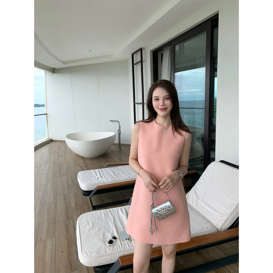 “粉色俏佳人”丝毛轻奢珍珠扣连衣裙DB309