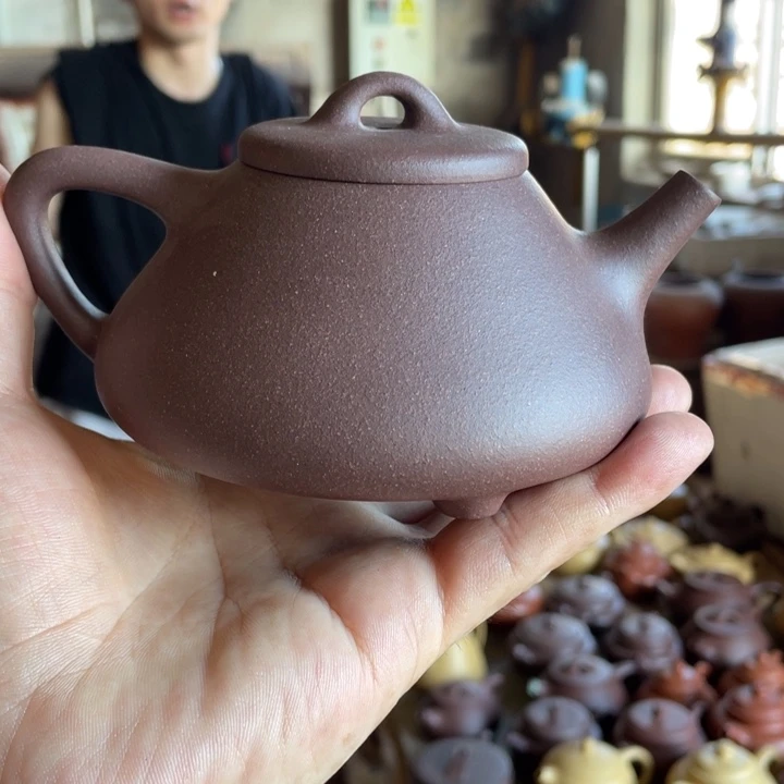 紫砂紫砂子冶石瓢。  天青泥