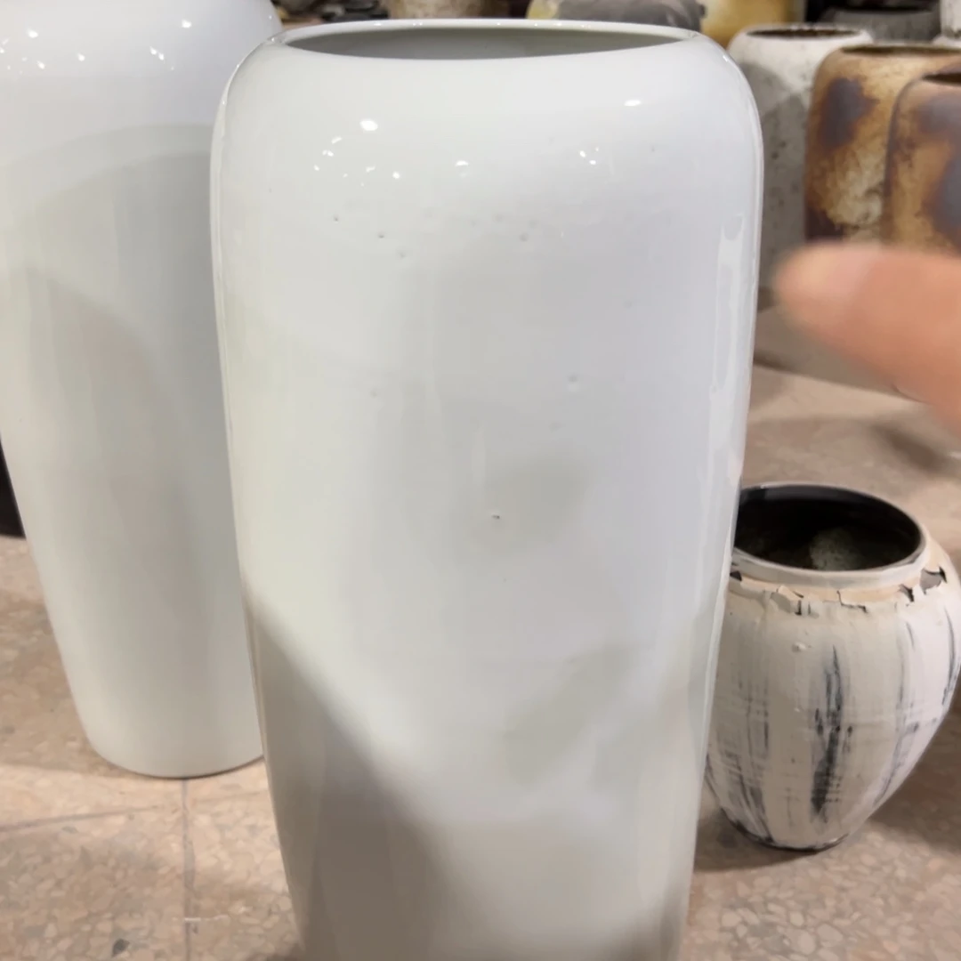 高度60口17无孔瑕疵