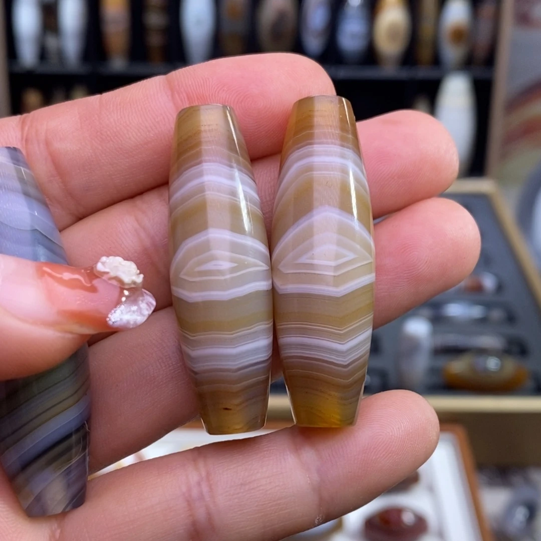 合金颈饰玛瑙/玉髓