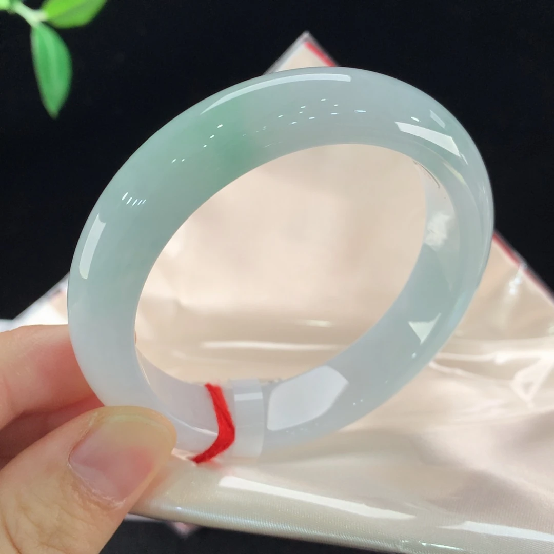 翡翠未镶嵌手镯0178