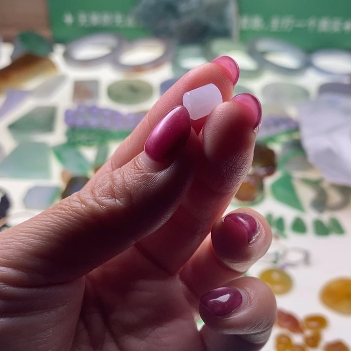 翡翠未镶嵌挂件天然翡翠