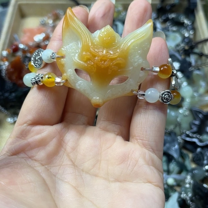 蛇纹石玉合金颈饰
