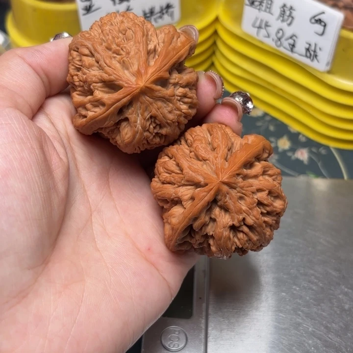 文玩核桃吊坠49-35800-02