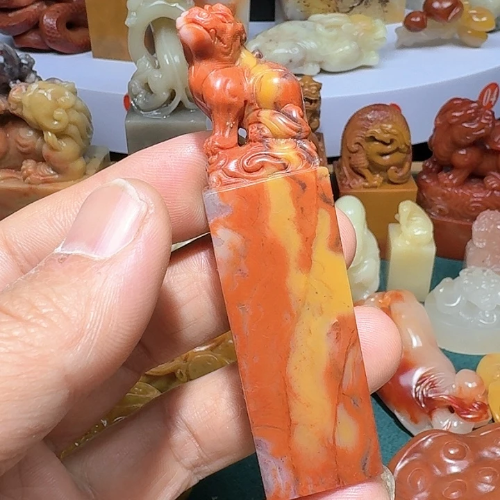 寿山石苦*斋寿山石马背石