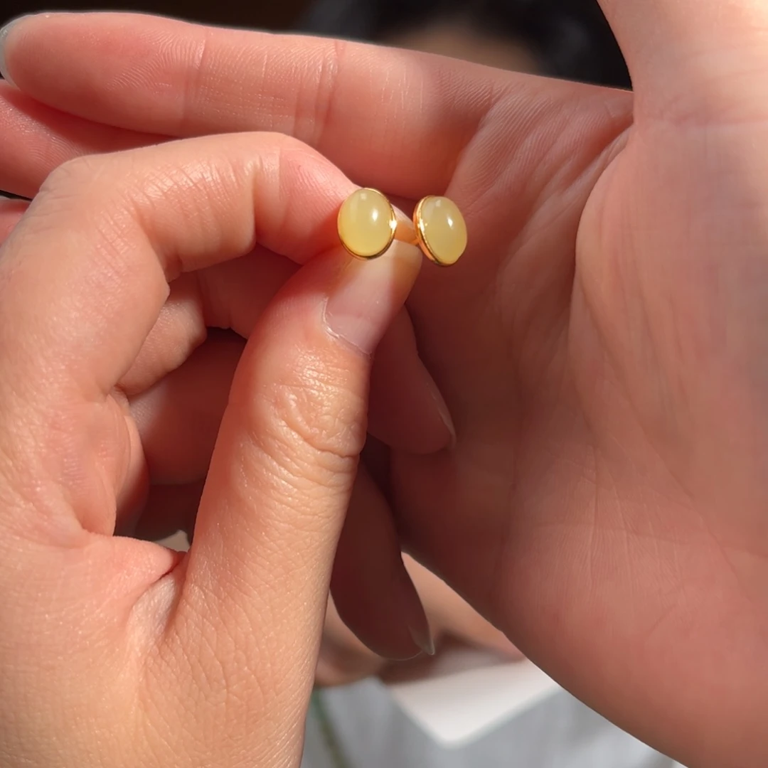 和田玉银S925镶嵌耳饰黄口耳钉58