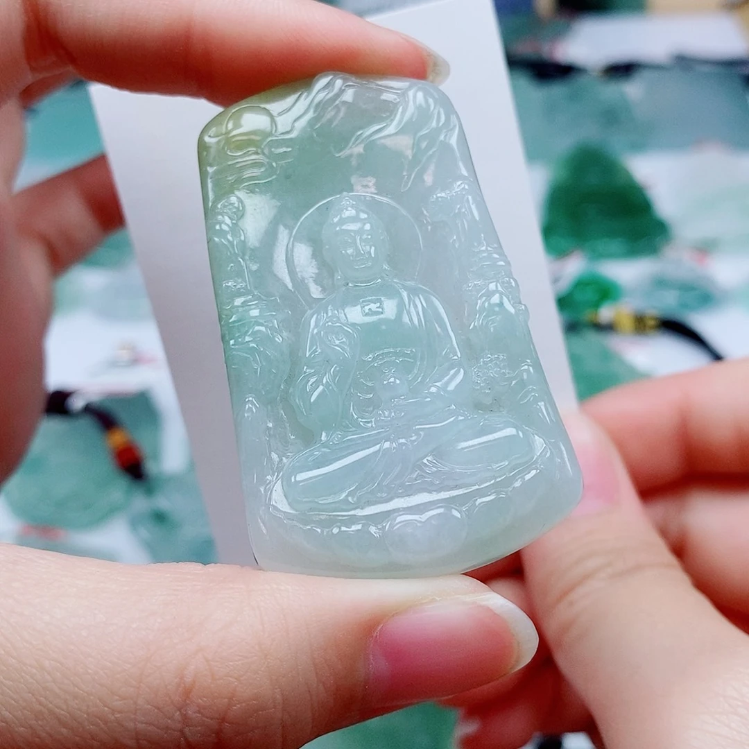 为***心翡翠未镶嵌颈饰翡翠