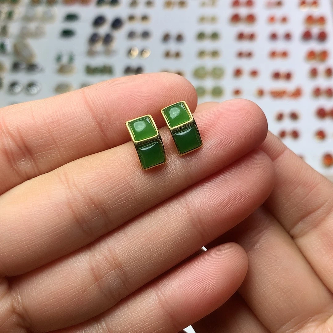 银S925镀金镶嵌和田玉（碧玉）耳饰小*侠