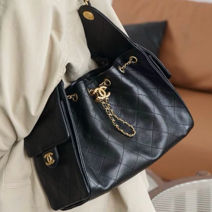 99新 Chanel/香奈儿 25bag抽绳hobo腋下包小号 芯片款 P205