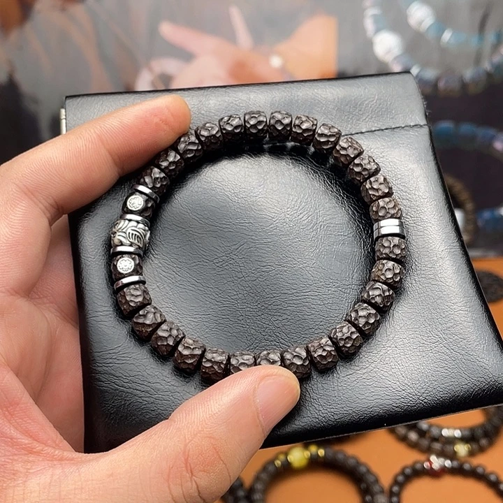 小***洋椰蒂手串8无相吞金兽