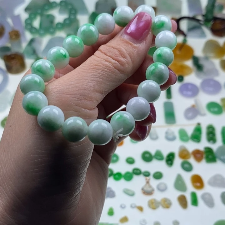 翡翠未镶嵌挂件天然翡翠