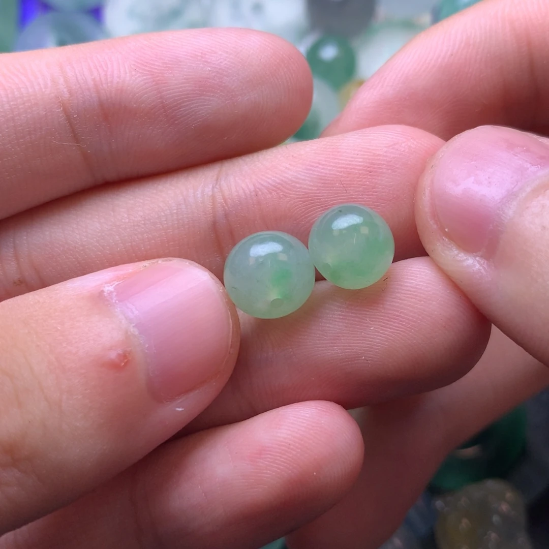 定制翡翠未镶嵌挂件