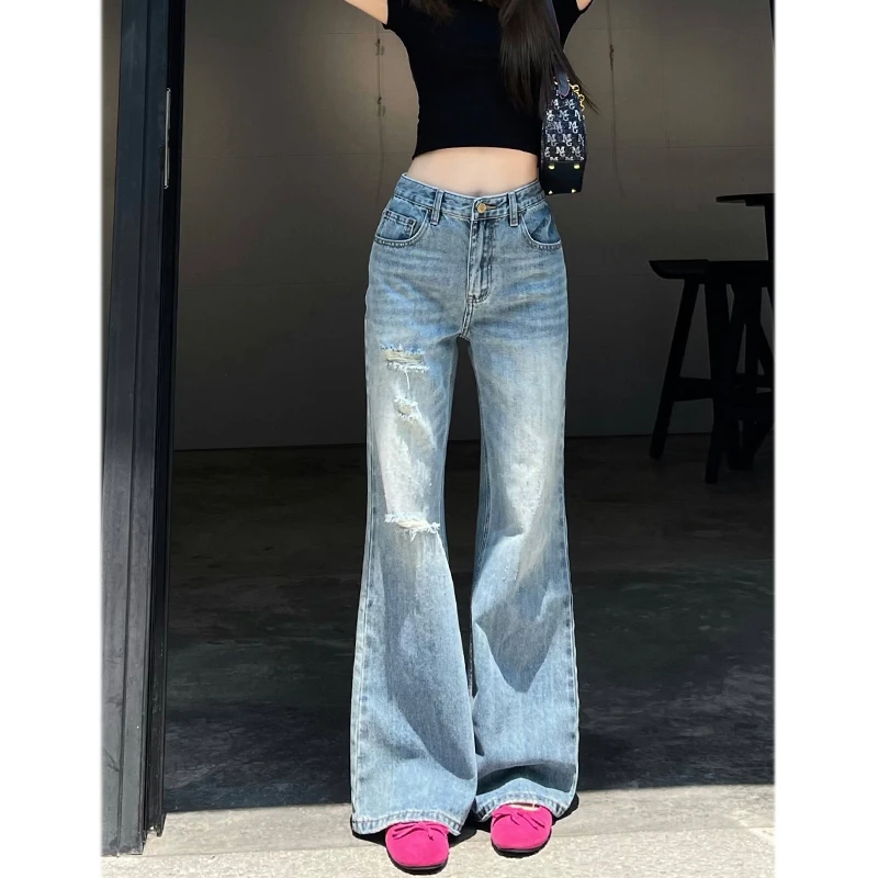 拉夏贝尔破洞微喇牛仔裤女早秋爆款洋气网红时尚洋气高腰喇叭裤子