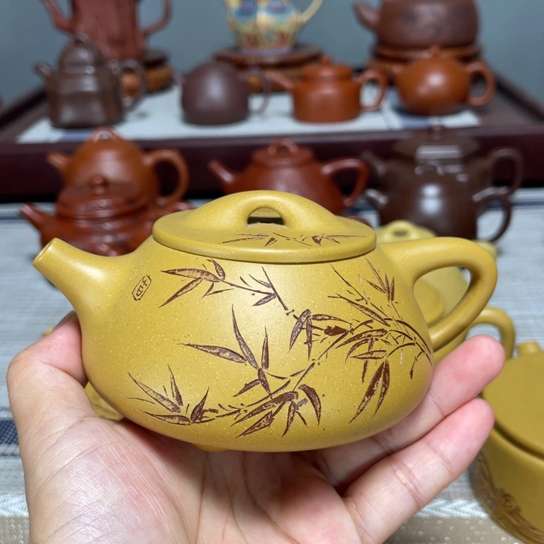 M***N茶壶紫砂黄金段230cc