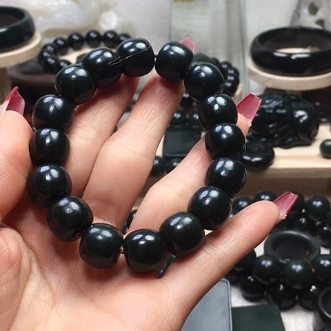 未镶嵌手串和田玉