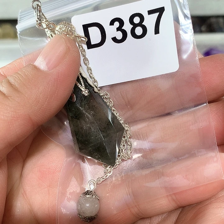 水晶天然水晶柱子D387未镶嵌,****。