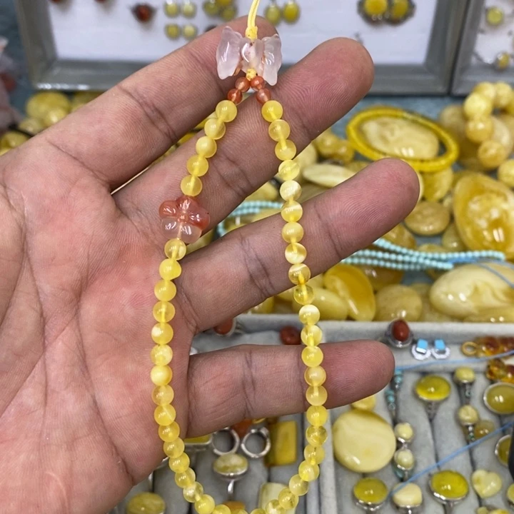 蜜蜡未镶嵌裸石串