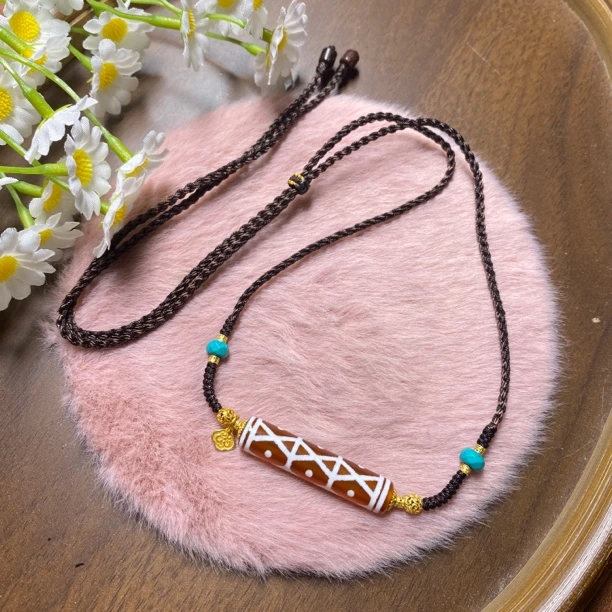 玛瑙红肉西亚管珠锁骨链星辰时尚颈饰