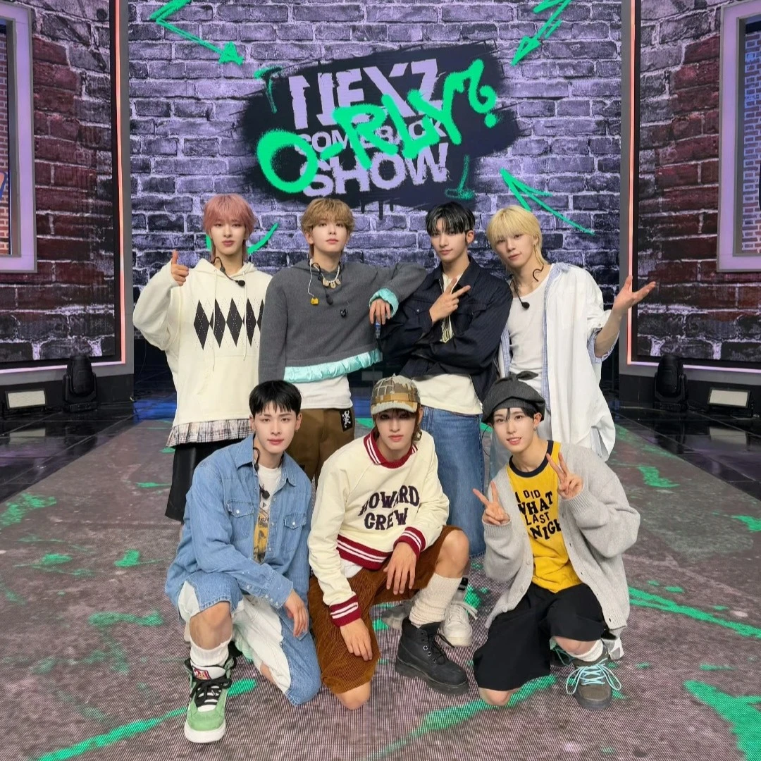 【国内现货】NEXZ 呐11月回归 特典