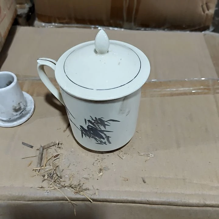 摆件陶瓷盘子碗啥都有