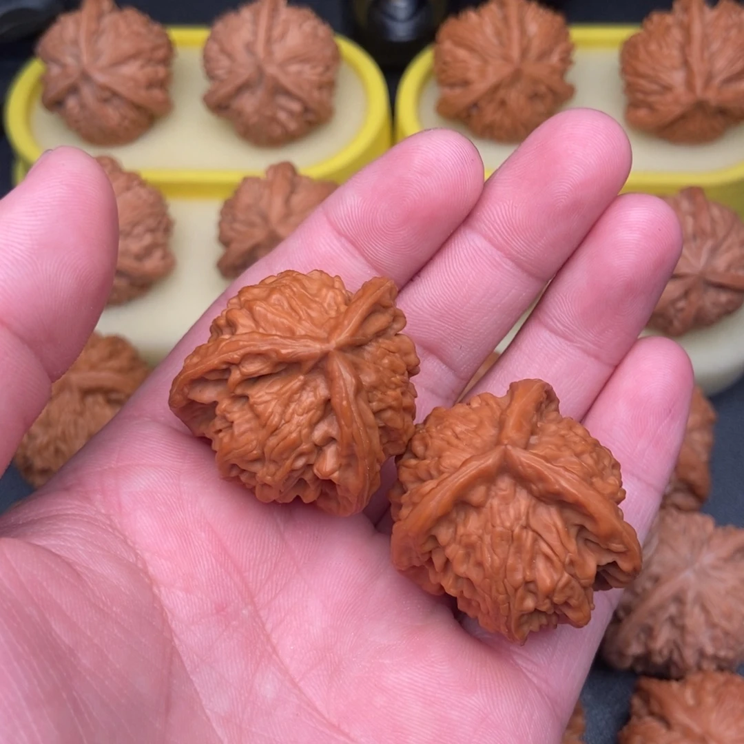 A***1文玩核桃把件三棱35