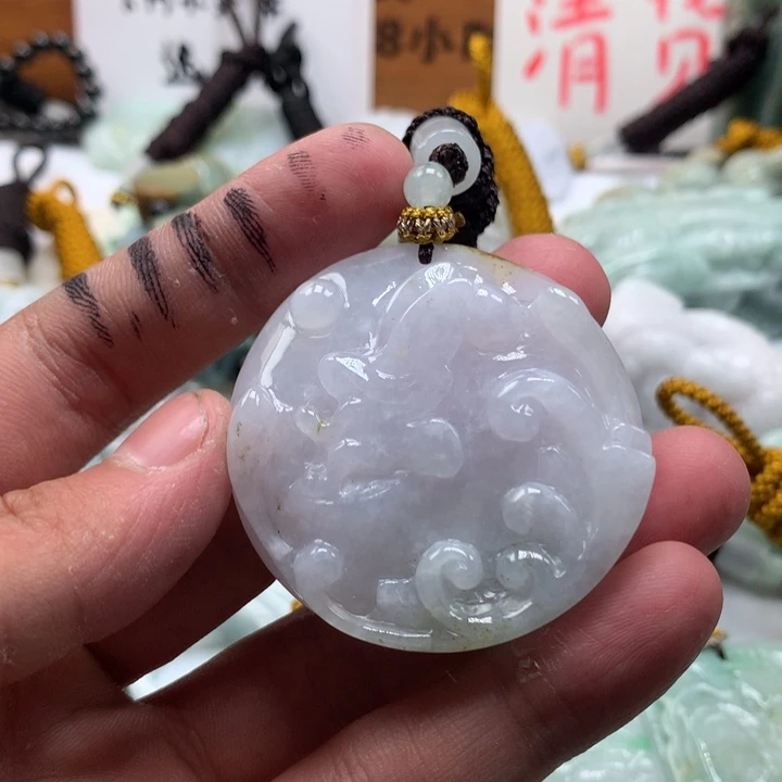 翡翠未镶嵌颈饰保真天然a货翡翠