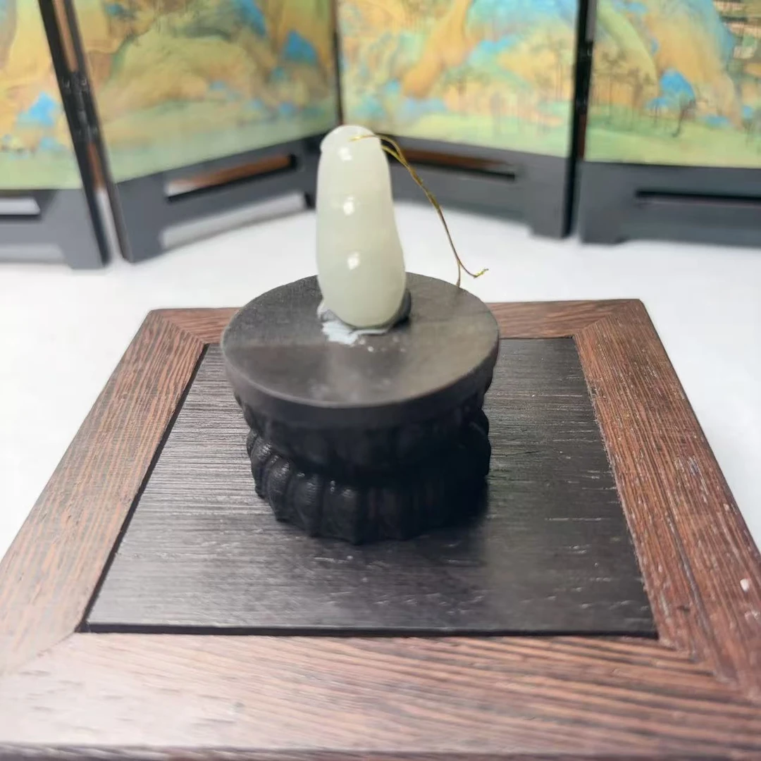 125-和田玉-豆子