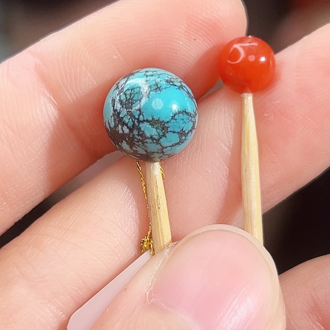 南红玛瑙未镶嵌珠宝奇石