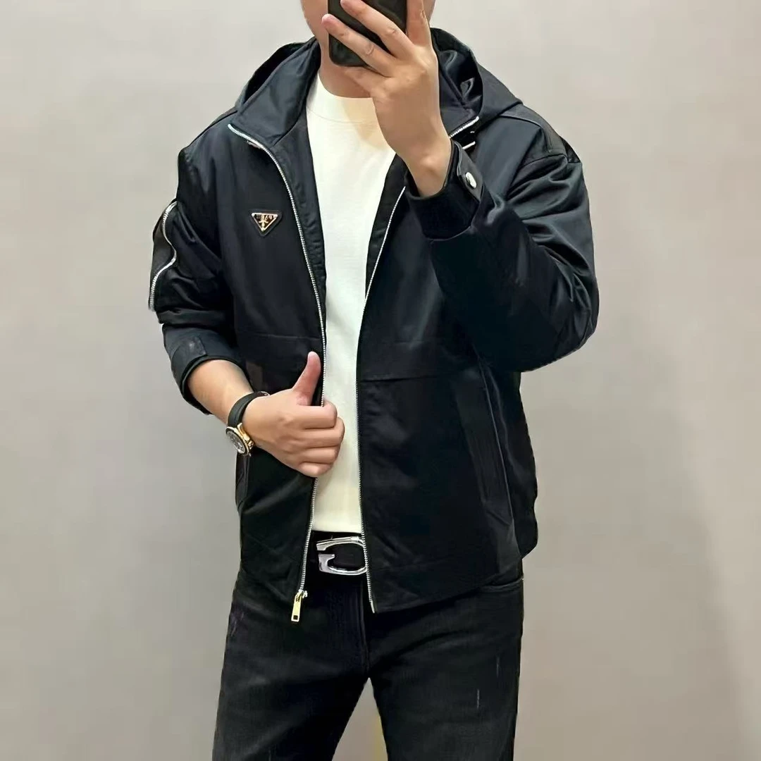 新款高端男士潮流时尚可拆卸连帽拼皮夹克外套5511