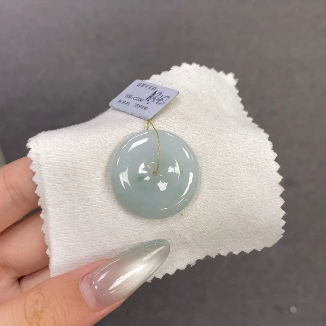 【闪购商品】颈饰未镶嵌翡翠平安扣